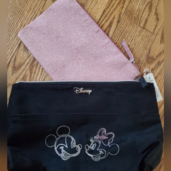 Disney Rinestone Mickey & Minnie Makeup Bag - Picture 3 of 3